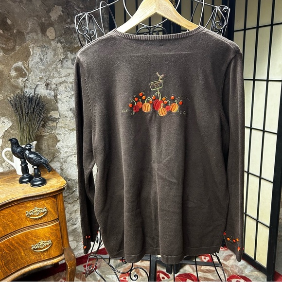 VNT C. J. Banks Autumn (Pumpkins, Leaves) Themed Brown Cardigan Sweater: 1X - Picture 4 of 7